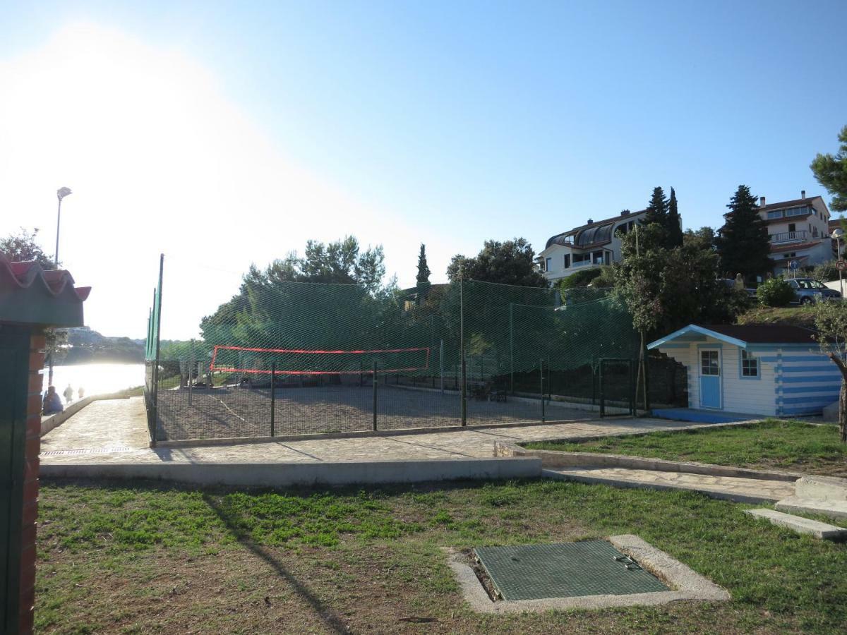 Apartment Leona Πούλα Εξωτερικό φωτογραφία