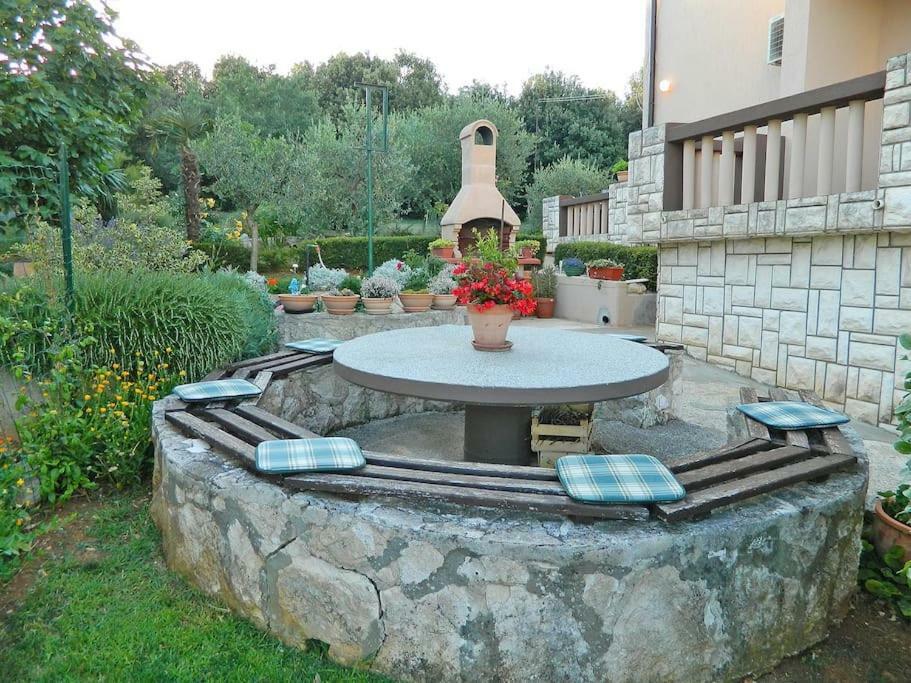 Apartment Leona Πούλα Εξωτερικό φωτογραφία