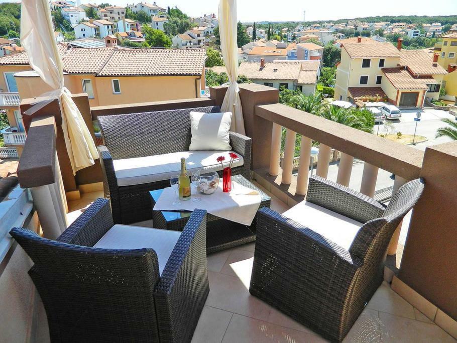 Apartment Leona Πούλα Εξωτερικό φωτογραφία